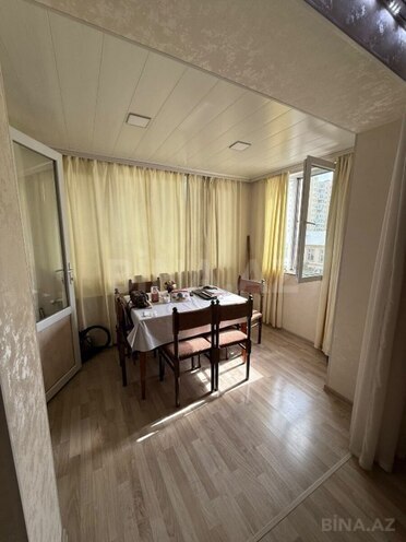Продается 2-комн. вторичка 54 м², м. Элмляр Академиясы, photo 4 from 14