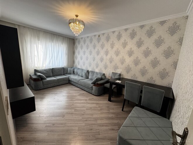 Продаётся 2-комн. вторичка 65 м², Хатаинский р., photo 1 from 17