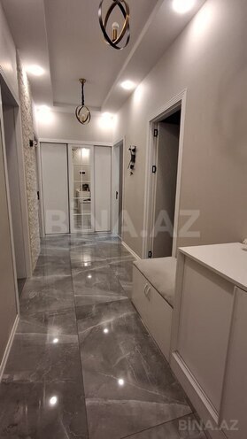 Продается 4-комн. вторичка 94 м², photo 1 from 12