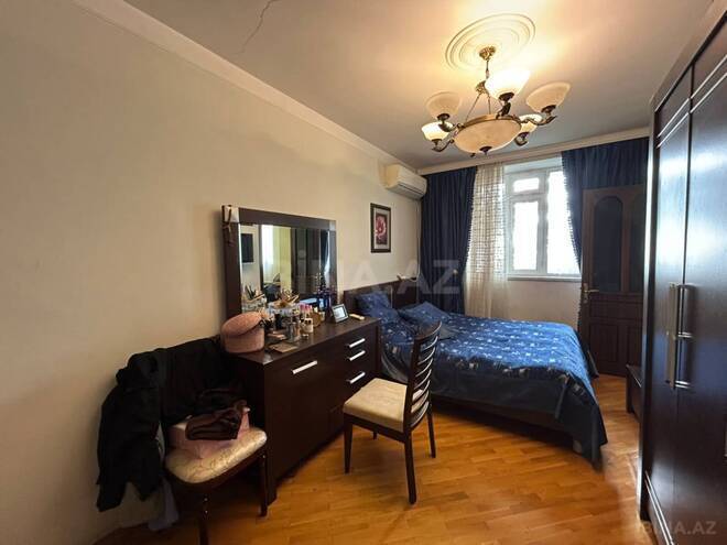 Продаётся 3-комн. вторичка 81 м², м. Элмляр Академиясы, photo 11 from 30
