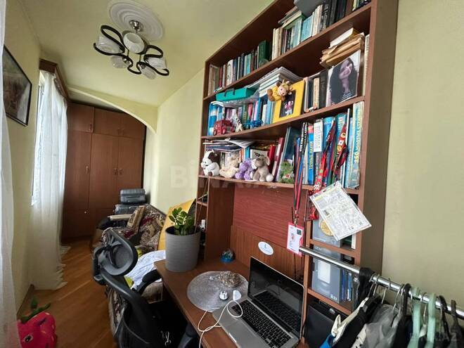 Продаётся 3-комн. вторичка 81 м², м. Элмляр Академиясы, photo 16 from 30
