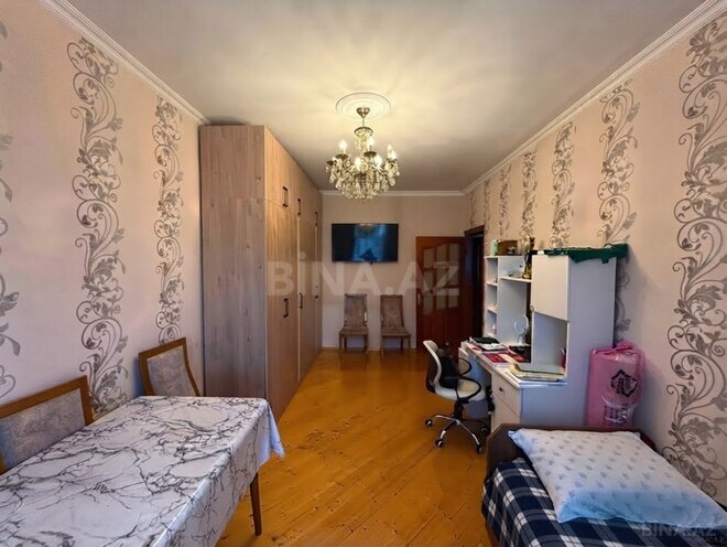 Продается 2-комн. вторичка 33 м², м. Азадлыг проспекти, photo 8 from 9