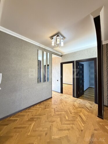 Продаётся 4-комн. вторичка 100 м², пос. Бакиханова, photo 14 from 19