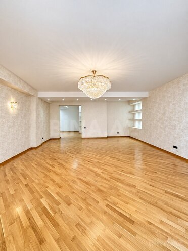 Продаётся 5-комн. новостройка 245 м², м. 28 мая, photo 5 from 22