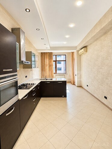Продаётся 5-комн. новостройка 245 м², м. 28 мая, photo 18 from 22
