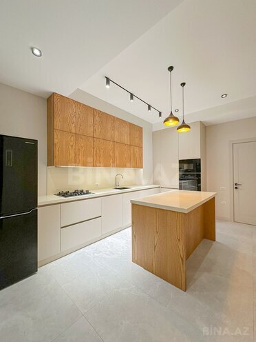 Продается 3-комн. новостройка 135 м², м. Гянджлик, photo 1 from 32