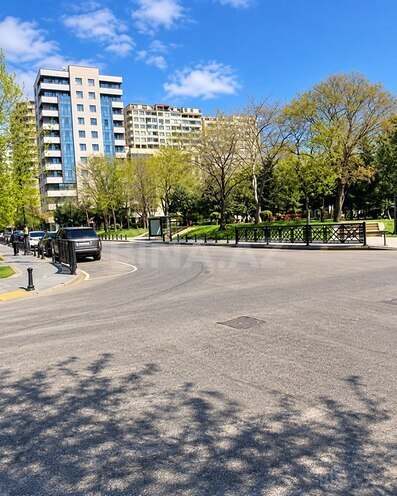 Продаётся 3-комн. вторичка 82 м², Насиминский  р., photo 3 from 16