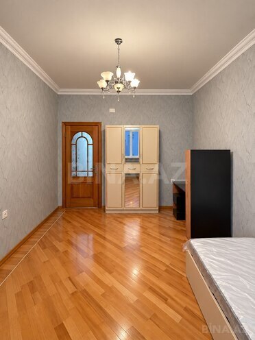 Продается 3-комн. новостройка 132 м², м. 8 ноября, photo 23 from 32