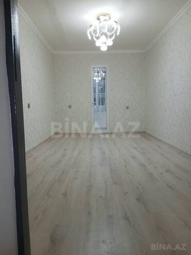 Продаётся 1-комн. вторичка 20 м², м. Нефтчиляр, photo 1 from 15