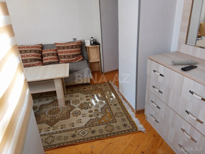 Продается 2-комн. вторичка 45 м², м. Ичеришехер, photo 3 from 17