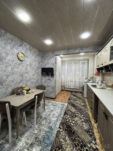 Satılır 3 otaqlı köhnə tikili 70 m², İnşaatçılar m., photo 16 from 20