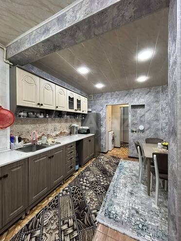 Satılır 3 otaqlı köhnə tikili 70 m², İnşaatçılar m., photo 6 from 20