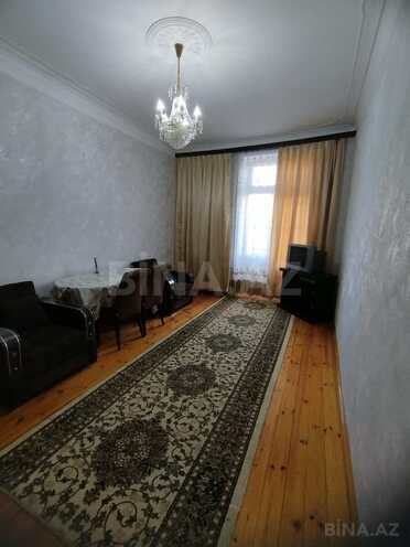 İcarəyə verilir 3 otaqlı köhnə tikili 70 m², Qara Qarayev m., photo 1 from 32