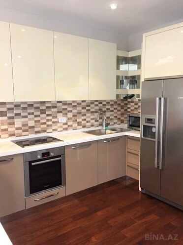 Сдаётся 2-комн. новостройка 105 м², м. Элмляр Академиясы, photo 7 from 12
