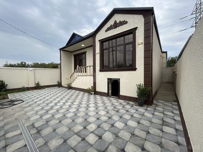 Satılır 3 otaqlı həyət evi/bağ evi 88 m², Saray q., photo 1 from 13