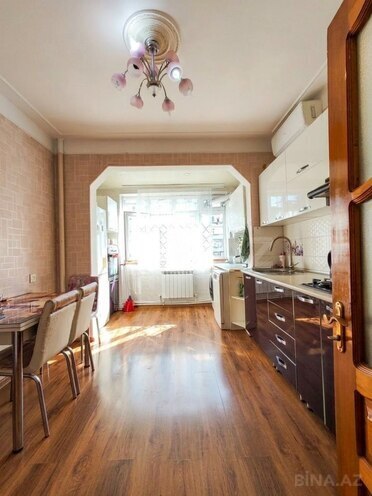 Продаётся 4-комн. вторичка 100 м², м. Халглар Достлугу, photo 10 from 18