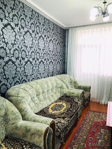 Продаётся 4-комн. вторичка 105 м², м. Ази Асланов, photo 4 from 14
