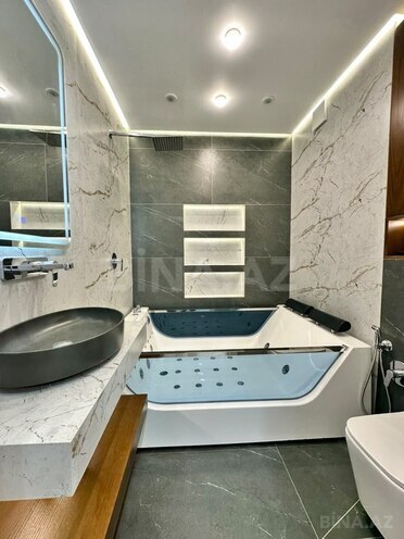 Продаётся 4-комн. новостройка 190 м², м. Кара Караев, photo 4 from 24