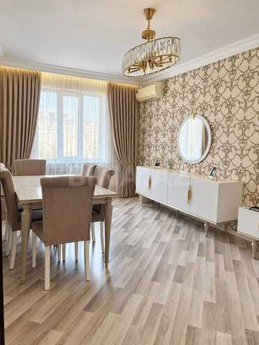 Продаётся 3-комн. вторичка 80 м², м. Халглар Достлугу, photo 1 from 20