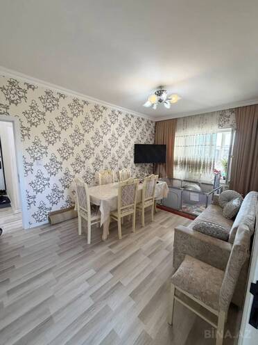 Продаётся 4-комн. вторичка 100 м², м. Ази Асланов, photo 1 from 12