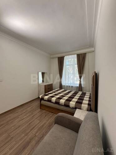 Сдаётся 4-комн. вторичка 100 м², м. Ичеришехер, photo 5 from 19