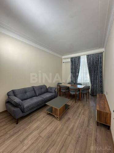 Сдаётся 4-комн. вторичка 100 м², м. Ичеришехер, photo 1 from 19