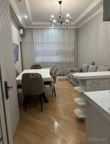 Сдаётся 2-комн. новостройка 68 м², м. Кара Караев, photo 1 from 8