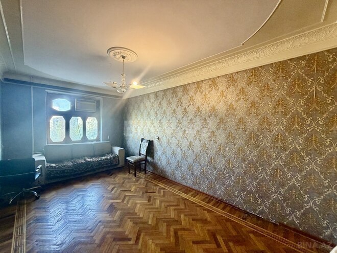 Продаётся 3-комн. вторичка 80 м², м. Халглар Достлугу, photo 1 from 25