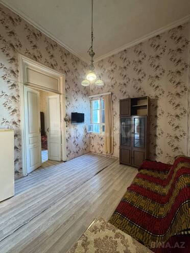 İcarəyə verilir 2 otaqlı köhnə tikili 70 m², Sahil m., photo 8 from 12