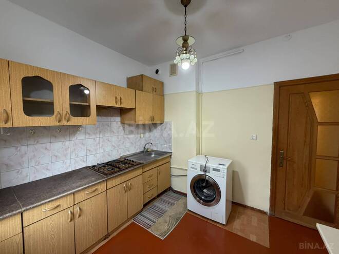 Продается 2-комн. вторичка 65 м², м. Ази Асланов, photo 9 from 20