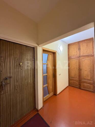 Продается 2-комн. вторичка 65 м², м. Ази Асланов, photo 11 from 20