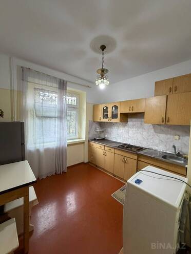 Продается 2-комн. вторичка 65 м², м. Ази Асланов, photo 8 from 20