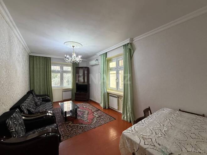Продается 2-комн. вторичка 65 м², м. Ази Асланов, photo 1 from 20