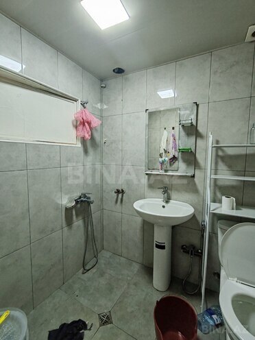 Продается 1-комн. вторичка 40 м², м. Иншаатчылар, photo 11 from 12