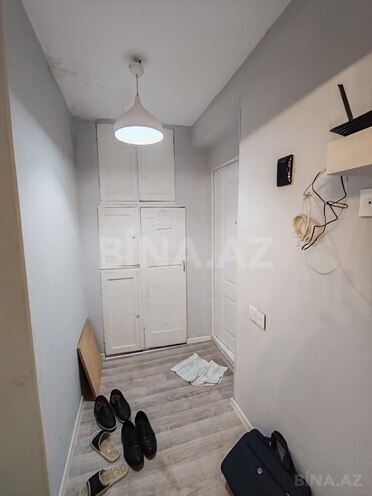 Продается 1-комн. вторичка 40 м², м. Иншаатчылар, photo 4 from 12