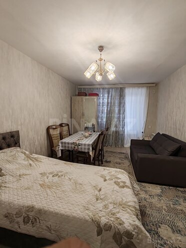 Продается 1-комн. вторичка 40 м², м. Иншаатчылар, photo 1 from 12