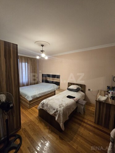 Продаётся 3-комн. вторичка 75 м², м. Ази Асланов, photo 12 from 14