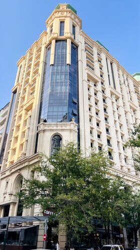 Сдается 2-комн. новостройка 96 м², м. Низами, photo 12 from 13