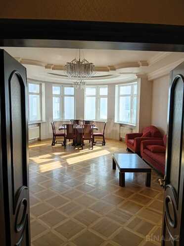 Продаётся 3-комн. новостройка 165 м², м. 28 мая, photo 1 from 9