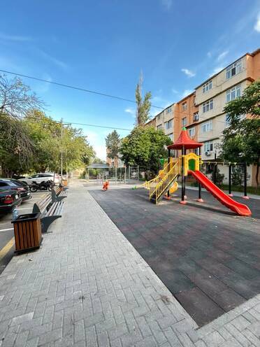 Продаётся 3-комн. вторичка 80 м², м. Кара Караев, photo 20 from 24