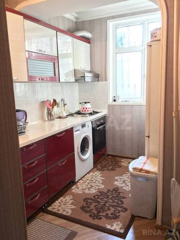Продается 3-комн. вторичка 70 м², м. Элмляр Академиясы, photo 3 from 6