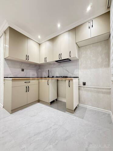 Продается 3-комн. вторичка 80 м², м. Кара Караев, photo 13 from 20