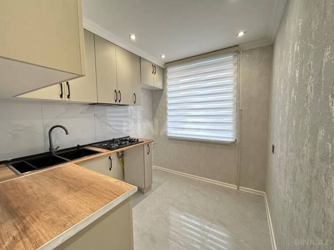 Satılır 3 otaqlı köhnə tikili 75 m², Qara Qarayev m., photo 11 from 27