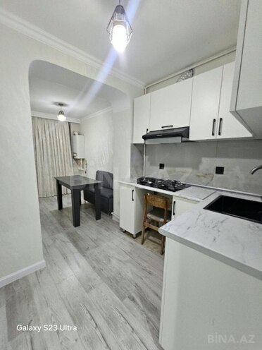Satılır 2 otaqlı köhnə tikili 55 m², İnşaatçılar m., photo 4 from 12
