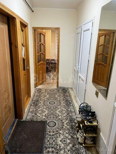 Satılır 2 otaqlı köhnə tikili 64 m², Yeni Günəşli q., photo 1 from 7