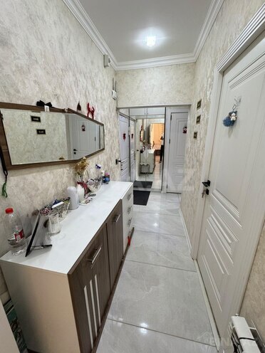 Продаётся 2-комн. вторичка 55 м², м. Иншаатчылар, photo 9 from 17