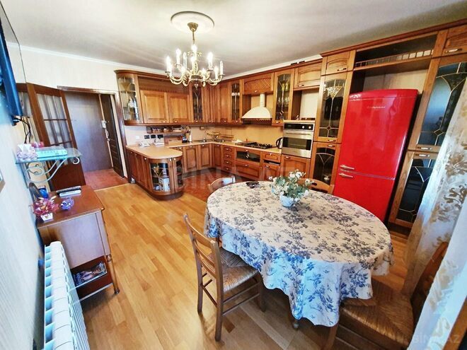 Satılır 3 otaqlı köhnə tikili 110 m², İçəri Şəhər m., photo 11 from 19