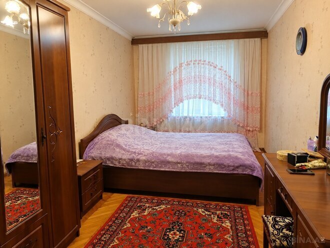 Продается 3-комн. вторичка 80 м², м. Низами, photo 4 from 10