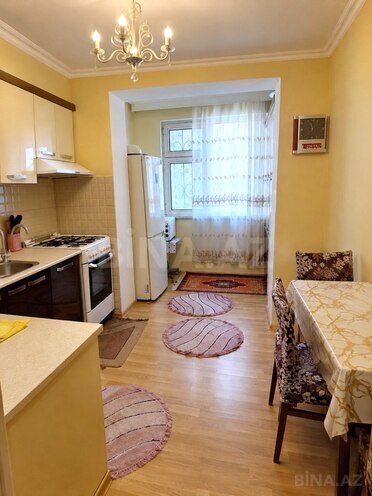 Продается 3-комн. вторичка 80 м², м. Низами, photo 3 from 10