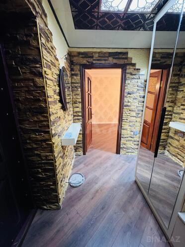 Satılır 2 otaqlı köhnə tikili 65 m², 28 May m., photo 15 from 19